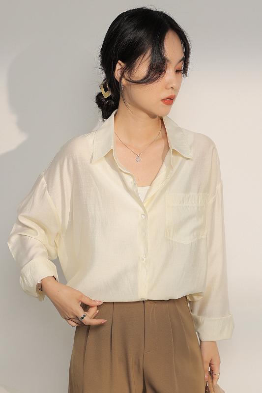 實拍薄款奶油色襯衫女2026春夏新款小眾設計感長袖防曬衫外套上衣