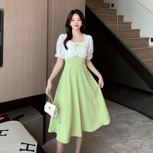 RM13289#夏季新款蕾丝拼接法式复古绿色显白显瘦方领温柔风连衣裙