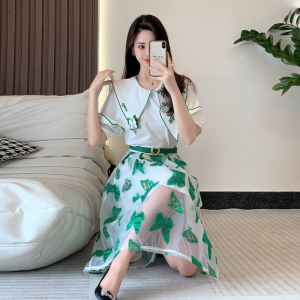 RM12470#夏季新款洋气减龄套装设计感上衣刺绣蝴蝶网纱裙两件套