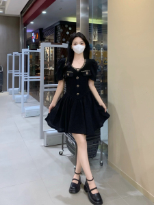 RM13697#小香风名媛气质减龄设计感小众裙子夏季法式短袖收腰显瘦连衣裙女