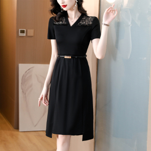 RM15963#夏季新款黑色连衣裙女v领收腰显瘦小众设计高级感气质小黑裙