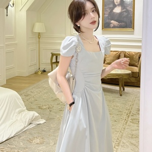 RM13511#晚宴女明星c位礼服连衣裙茶歇法式连衣裙气质白色