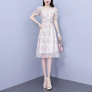 RM18220#大码女装2023年夏季新款新中式碎花雪纺显瘦度假风方领连衣裙