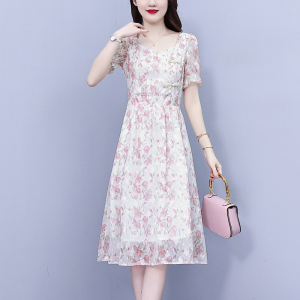 RM18220#大码女装2023年夏季新款新中式碎花雪纺显瘦度假风方领连衣裙