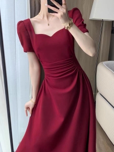 TR32696# 果哥定制红色连衣裙女夏季新款方领收腰显瘦法式赫本风订婚裙