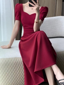 TR32696# 果哥定制红色连衣裙女夏季新款方领收腰显瘦法式赫本风订婚裙
