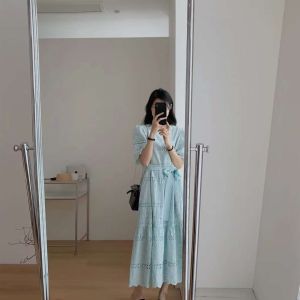 TR38811# 韩国chic夏日度假复古优雅法式蕾丝镂空重工系带中长款连衣裙 服装批发女装批发服饰货源