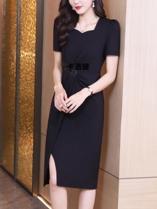 RM16051#连衣裙2023新款女夏季高端精致气质显瘦短袖黑色裙子包臀裙一步裙