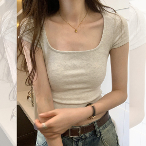 RM18862#大方领设计感小众纯色T恤女短袖显瘦露锁骨短款甜辣风上衣