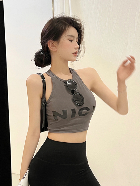 RM14016#辣妹运动字母印花背心带胸垫无袖上衣女