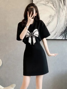 RM14882#法式黑色连衣裙子女小众设计感显瘦减龄洋气小个子蝴蝶结t恤裙夏