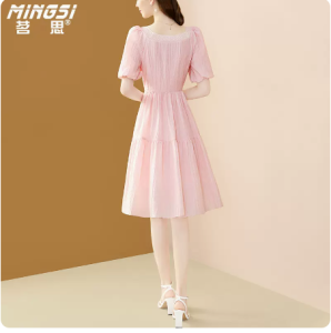 RM15677#粉色连衣裙女夏2023新款气质灯笼袖镂空方领减龄显瘦裙子