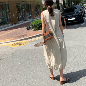 RM18521#夏季韩版大码女装纯色无袖U型领宽松连衣裙简约休闲长裙