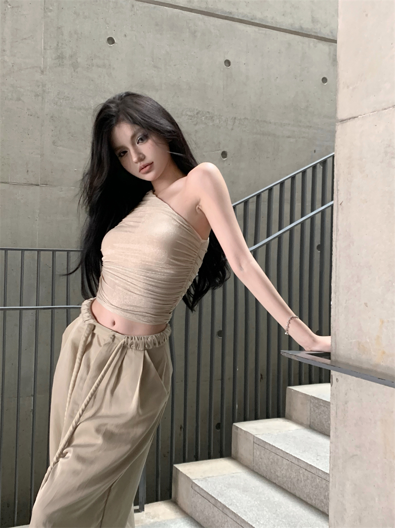 Real price, high-end and thin temperament top, sexy off-shoulder vest + elastic drawstring vertical straight-leg pants