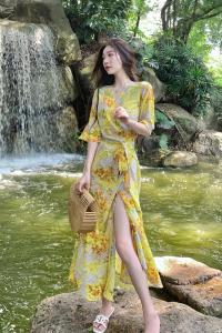RM20318#卜斯斯 法式一片式裹身度假长裙金黄色战袍海边沙滩裙