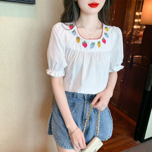 RM18568#刺绣草莓短袖圆领衬衫2023夏季新款设计感百搭减龄上衣女
