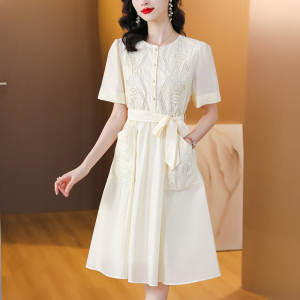 RM14917#高级感天丝连衣裙女夏季2023新款法式刺绣镂空系带显瘦中长裙