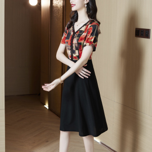 RM15117#连衣裙2023新款大码女装时尚拼接显瘦短袖修身连衣裙女