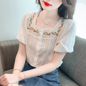 TR34736# 夏季新款甜美宽松法式方领刺绣设计感别致短袖蕾丝衬衫