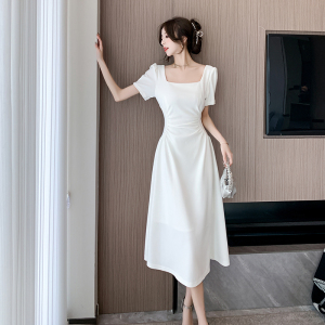 RM15129#白色连衣裙2023夏新款方领收腰显瘦气质女神范领证小白裙