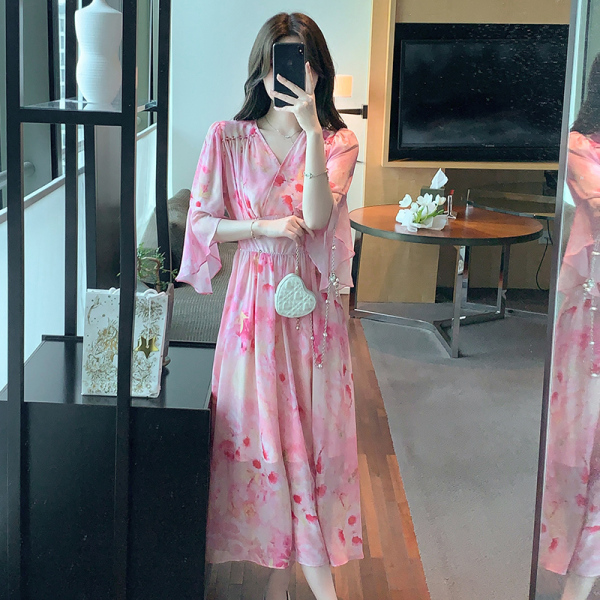 RM18787#夏季粉色法式v领高腰重工流苏碎花连衣裙气质收腰长裙女