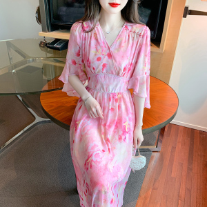 RM18787#夏季粉色法式v领高腰重工流苏碎花连衣裙气质收腰长裙女