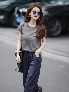 TR36592# 新品已开空气感无袖T輋华莱赛尔面料极简无袖设计 服装批发女装批发服饰货源