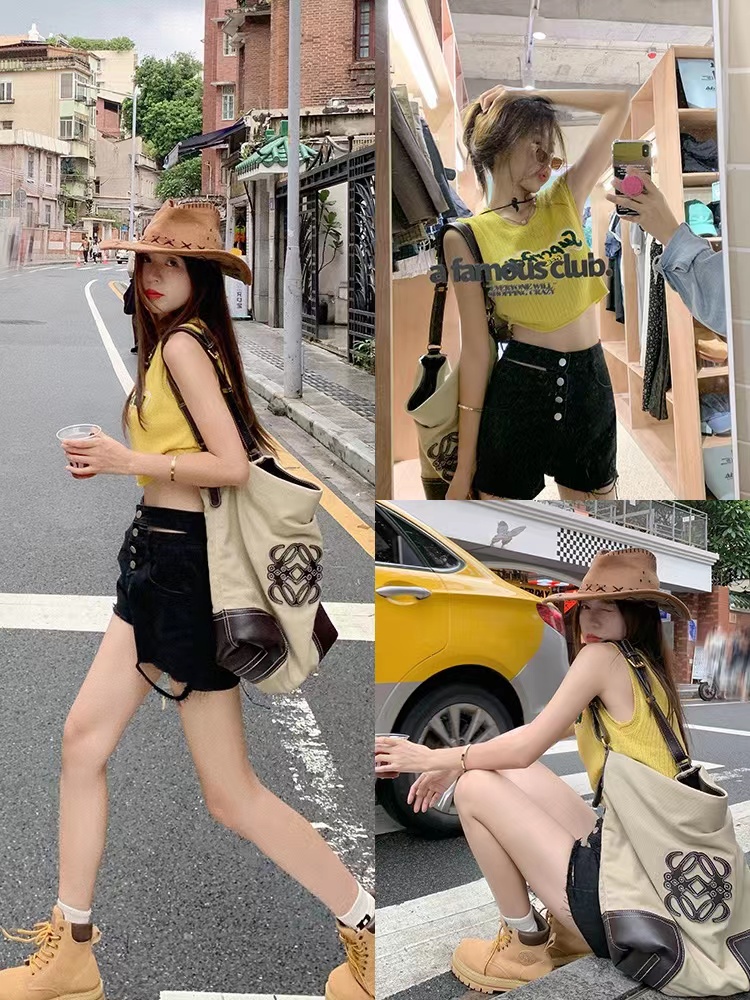 Zeng Xiaoxian women's vest outerwear design sense female summer unique chic small top sweet and spicy short sleeveless t-shirt trendy