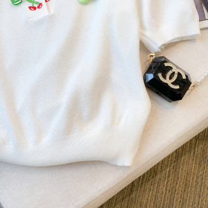 TR35530# 夏季新款设计感polo领绣花短袖T恤冰丝针织上衣女 服装批发女装服饰货源