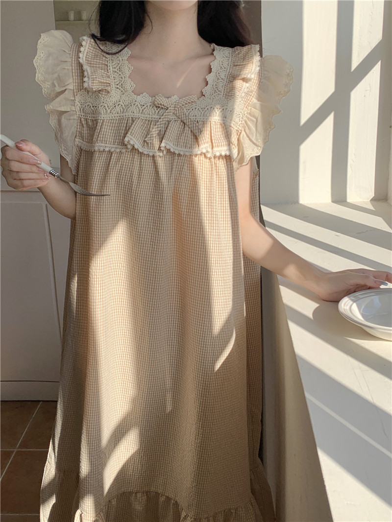 Real price real price Korean version of sweet lace princess style loose flying sleeves small fresh and fine check pattern home service dress