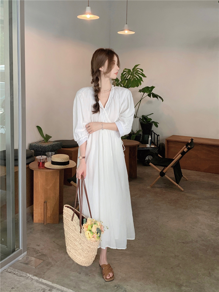 Real price!  Atmospheric loose dress women's French niche lazy side straps V-neck temperament long skirt