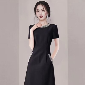 RM15660#新款夏高级感修身名媛气质时尚小黑裙女装洋气时尚减龄圆领短裙子