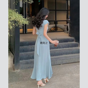 RM18994#莓果之连 法式高级感气质V领时尚高腰修身连衣裙