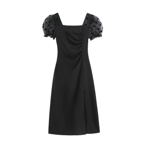 RM15910#法式连衣裙夏季2023显瘦方领泡泡袖高级感收腰开叉长裙