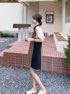 TR43280# 卡其色小个子撞色拼接连衣裙女夏季新款宽松直筒设计感polo裙 服装批发女装批发服饰货源