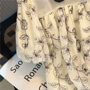RM18530#泡泡袖雪纺上衣女设计感小众夏季法式甜美温柔chic别致娃娃衫