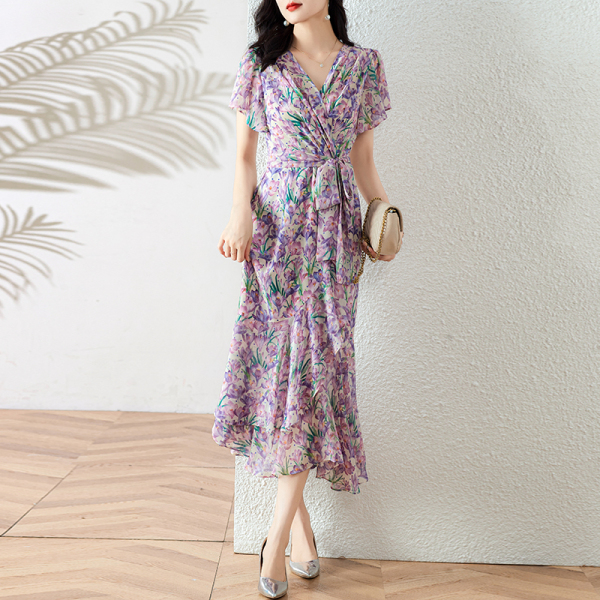 RM23322#夏季新款法式复古紫调郁金香V领系带印花连衣裙度假风茶歇裙