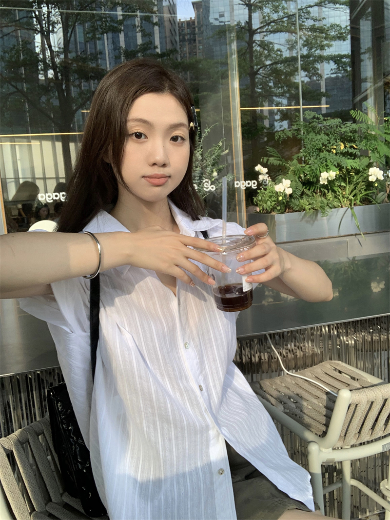 实拍 法式复古条纹飞袖衬衫女夏季韩系宽松显瘦翻领上衣短袖衬衣
