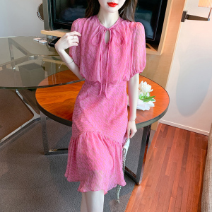 RM18791#夏季新款气质修身系带短袖蕾丝拼接荷叶边泡泡袖连衣裙