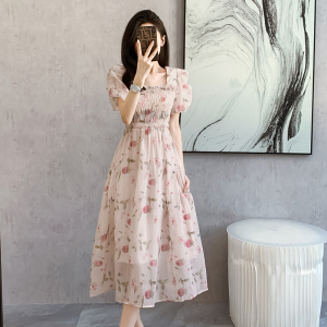 RM18852#夏季新款方领泡泡袖甜美小清新植物花卉田园风长款连衣裙