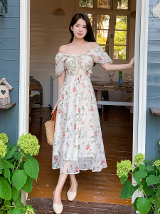 RM20495#夏季新款法式茶歇裙V领荷叶边碎花连衣裙
