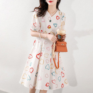 RM17870#夏季新款女韩版超仙简约爱心印花V领短袖减龄洋气减龄连衣裙