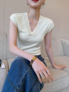 RM16782#米白色V领短袖针织衫女夏季2023新款修身显瘦时尚洋气上衣