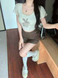 RM17437#可爱兔子印花大u领T恤女夏季修身减龄甜美短袖上衣