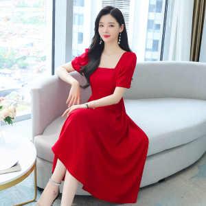 RM16881#红色连衣裙女2023夏装新款方领法式复古气质泡泡袖订婚裙