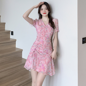 RM21978#夏季新款V领修身时尚印花雪纺温柔气质连衣裙