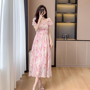 RM23936#粉色碎花泡泡袖连衣裙夏装温柔公主裙法式方领气质连衣裙