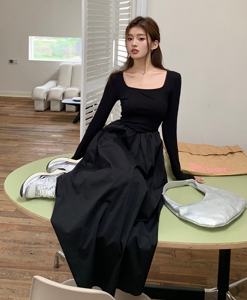 實拍2026春裝新款設計感方領長袖針織連衣裙女法式收腰顯瘦長裙