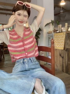 TR39780# 条纹针织衫女夏季韩版小众设计感甜美法式V领短袖上衣 服装批发女装批发服饰货源