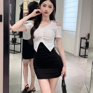 Off Shoulder V-Neck Irregular Wrapped Hip Show Thin Pleated Fake Two Piece Wrapped Hip Dress